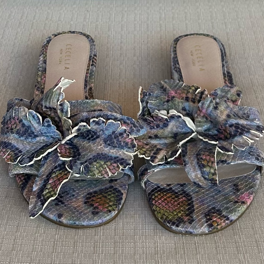 CECELIA NEW YORK Pastel Multicolor Snakeskin Bow Lila Sandals - Picture 7 of 8